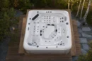 Jacuzzi KAYAK 620 w polskim ogrodzie