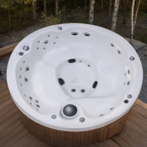 Jacuzzi KAYAK 800 w polskim ogrodzie